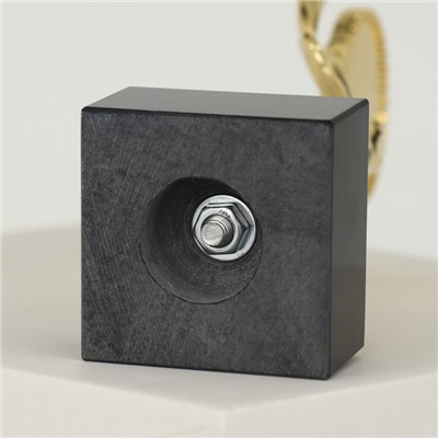Наградная фигура «Ника с шаром», подставка камень черная, 19 х 7 х 5 см