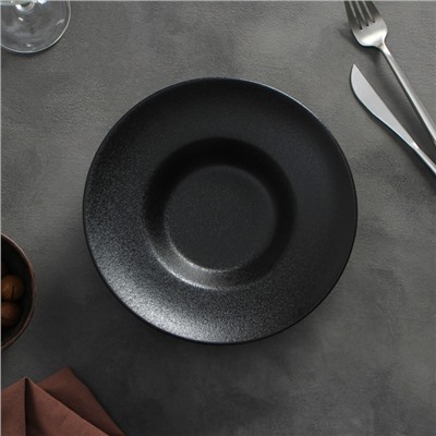 Тарелка фарфоровая для пасты Magistro Carbon, 21×21 см, цвет чёрный