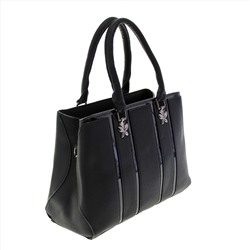 Стильная женская сумочка Leroy_Gansel из эко-кожи черного цвета.