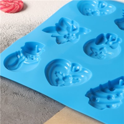 Форма для шоколада 3D Доляна «Ёлочные игрушки», 30×30 см, силикон, 12 ячеек, цвет синий