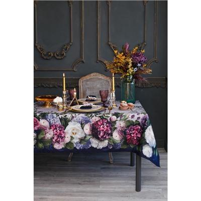 Набор столовый «Этель» «Цветочный этюд», скатерть 110 × 150 см, салфетки 40 × 40 см, 4 шт., хлопок 100 %