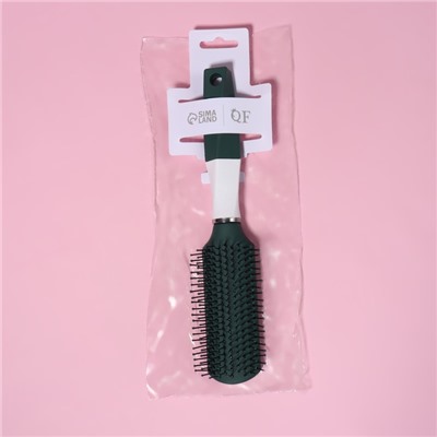 Расчёска массажная, прорезиненная ручка, 4 × 23 см, цвет зелёный/белый
