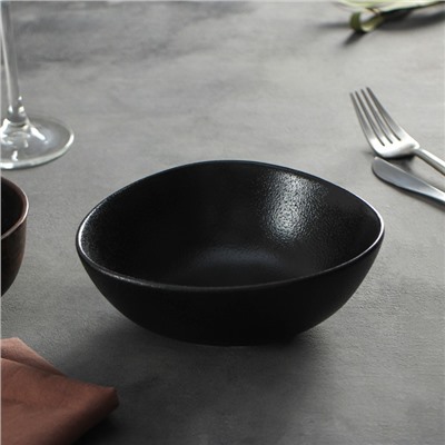 Салатник фарфоровый Magistro Carbon, 15,5×13,5 см, цвет чёрный