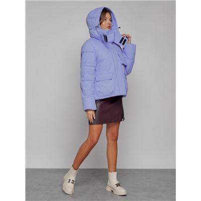 Зимняя женская куртка модная с капюшоном фиолетового цвета 52413F