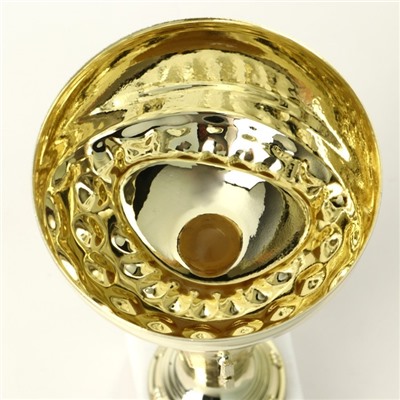 Кубок 107, наградная фигура, золото, подставка камень, 22 х 8 х 5 см.